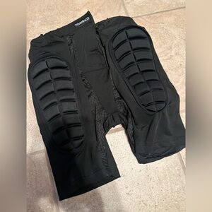 Tomshoo Hip protection Pads 3D for snowboard, ski and skateboard for adults,XL